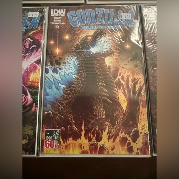 Godzilla Comic Set with Vibrant Covers - Picture 8 of 9